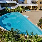 One Bedroom In Albur Village 1r