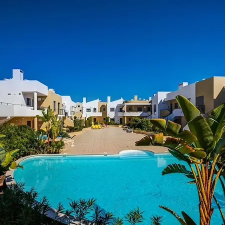 One Bedroom In Albur Village 1r *